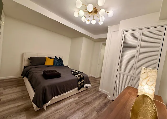 Gold Coast 2br Near Oak Street Апартаменты