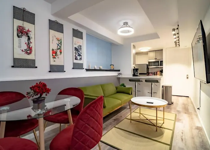 Апартаменты Gold Coast 2br Near Oak Street Чикаго